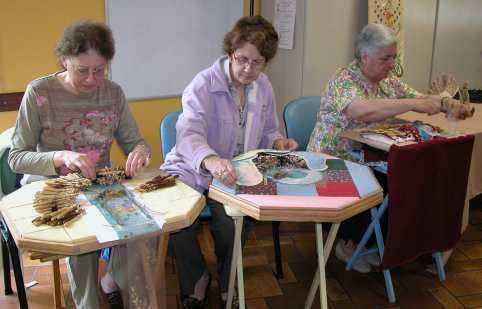  visite de dentelli�res espagnoles  - 16 mai 2008  