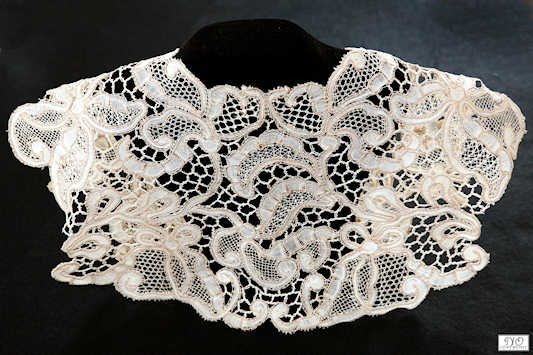 Les Dentelles de France :  