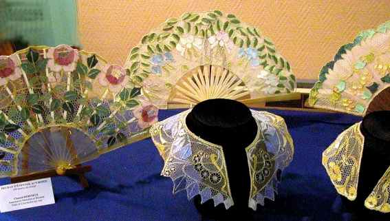 dentelle &agrave; l'aiguille